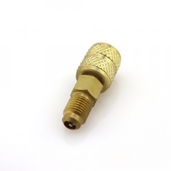 Адаптер фреоновый AD-98 прямой (переходник R410хR22 5/16Mх1/4F) с накидной гайкой